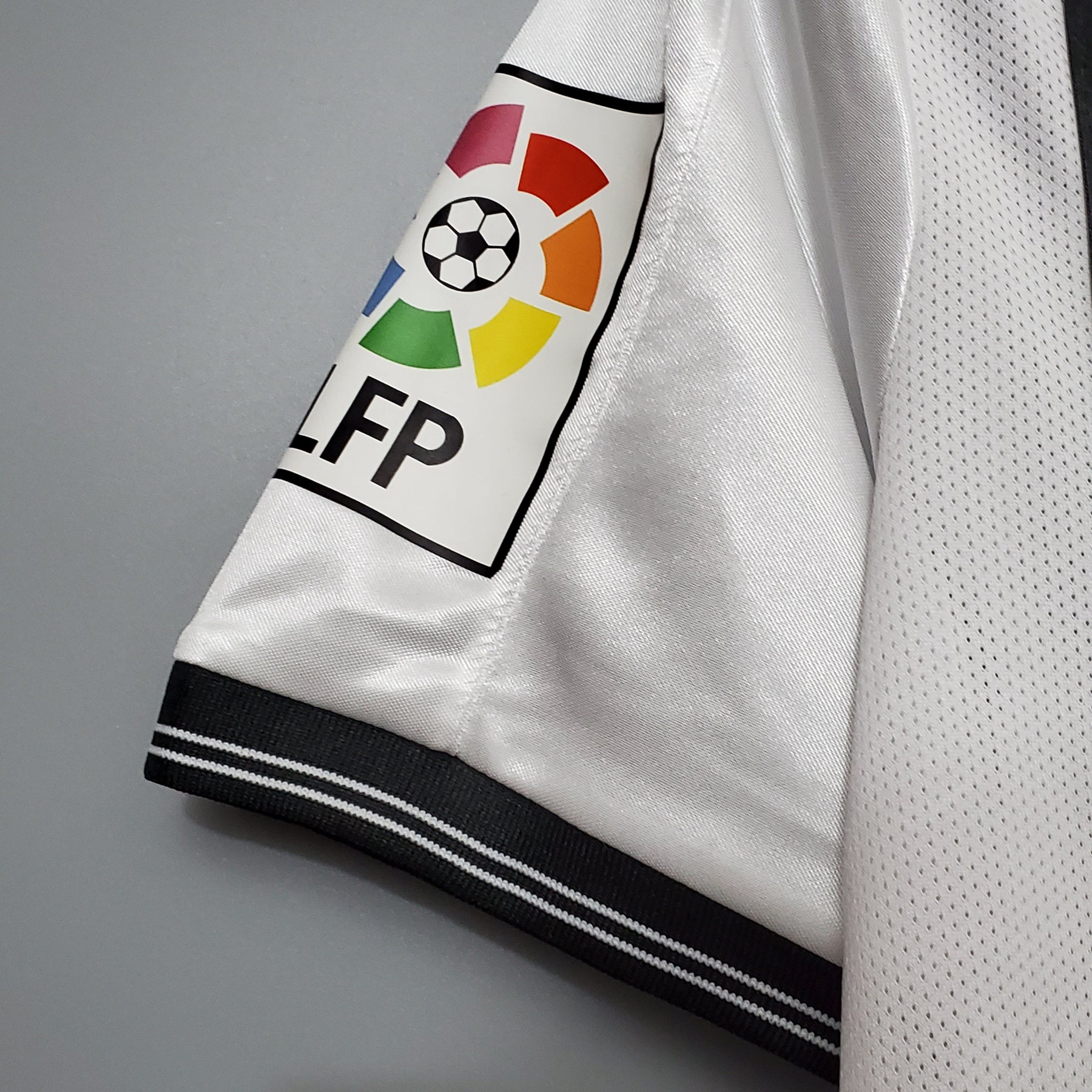 Camisa Valencia Titular 01/02 - Versão Retro