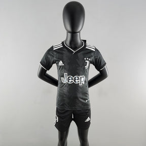 Kit Infantil Juventus Reserva 22/23