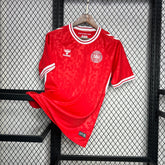 Camisa Dinamarca Home 24/25 - Torcedor Masculina