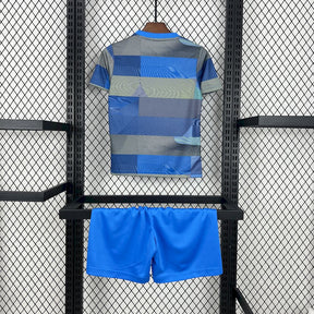 Kit Infantil Real Madrid Pré-Jogo 25/26